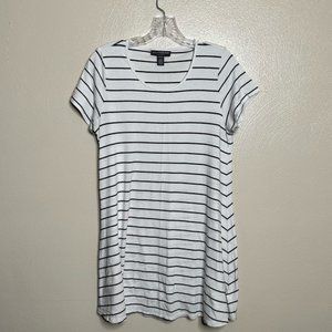 A Pea In The Pod Maternity Black White Stripes T Shirt Dress Size Medium